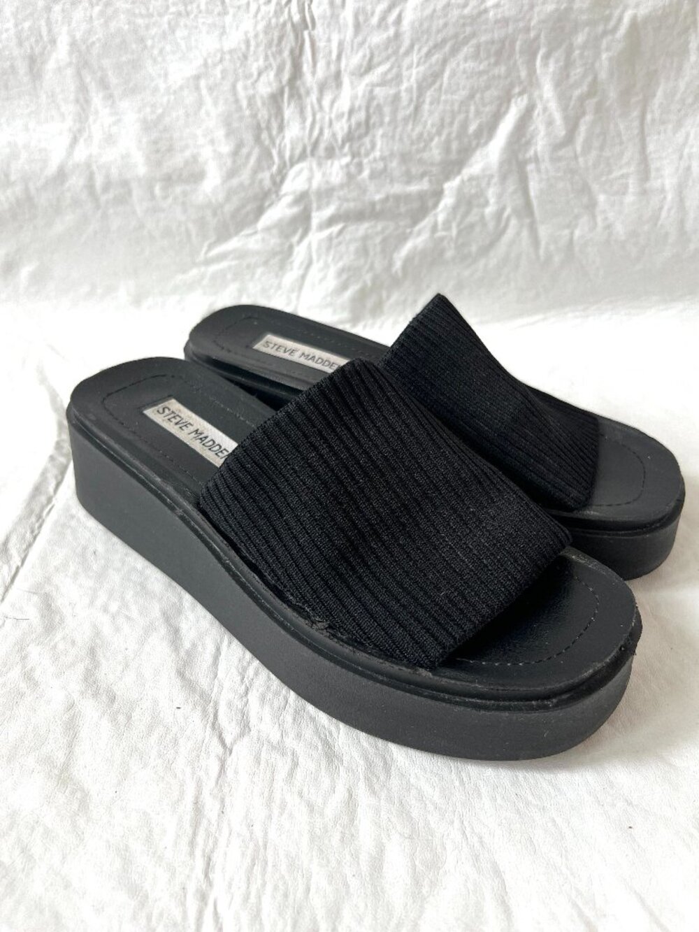 Steve Madden slinky slide sandals black knit fabric platforms US womens 7 y2k